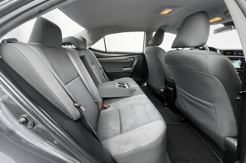 2017 Toyota Corolla LE   - Photo 9 - Edmonton, AB T6B 0B7