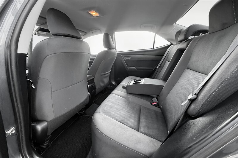 2017 Toyota Corolla LE   - Photo 8 - Edmonton, AB T6B 0B7