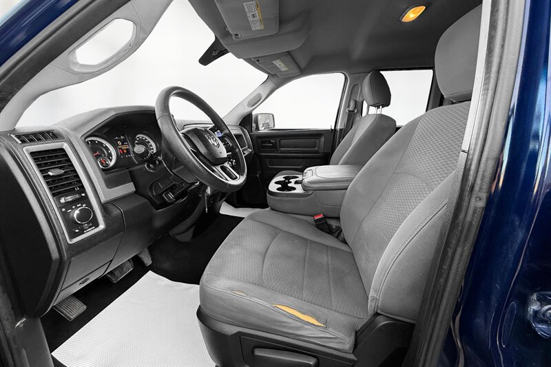 2015 RAM 1500 Tradesman - Photo 13 - Edmonton, AB T6B 0B7