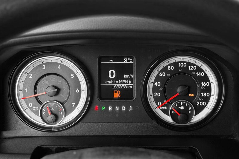 2015 RAM 1500 Tradesman - Photo 15 - Edmonton, AB T6B 0B7