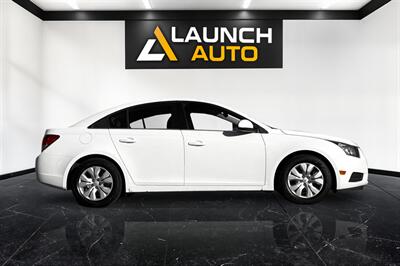 2014 Chevrolet Cruze 1LT Auto   - Photo 6 - Edmonton, AB T6B 0B7
