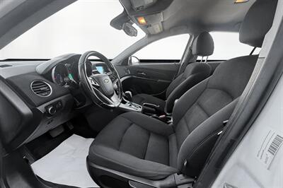 2014 Chevrolet Cruze 1LT Auto   - Photo 10 - Edmonton, AB T6B 0B7