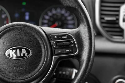 2019 Kia Sportage LX   - Photo 15 - Edmonton, AB T6B 0B7