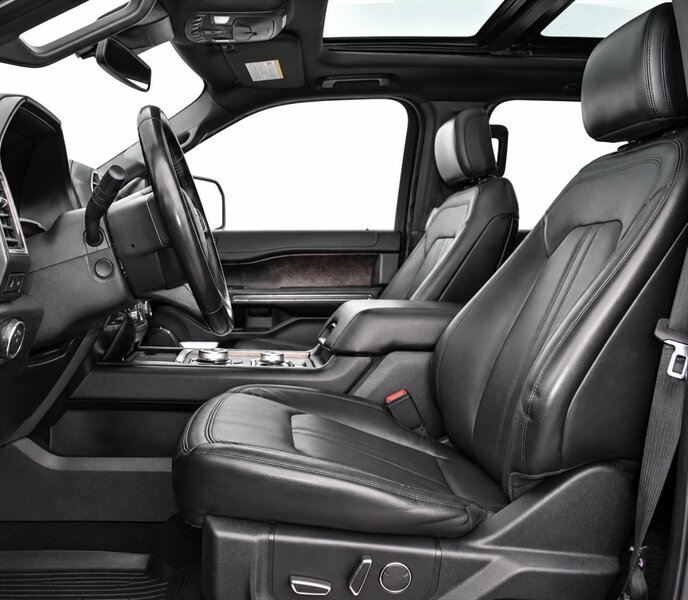2018 Ford Expedition Limited - Photo 13 - Edmonton, AB T5G 3E5