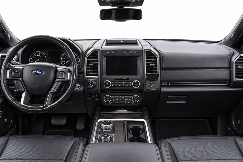 2018 Ford Expedition Limited - Photo 7 - Edmonton, AB T5G 3E5
