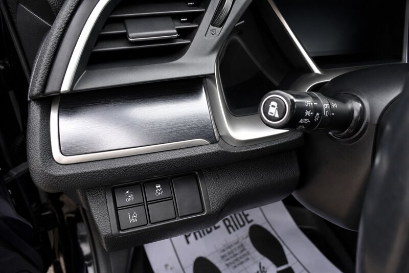 2016 Honda Civic Touring - Photo 10 - Edmonton, AB T5G 3E5