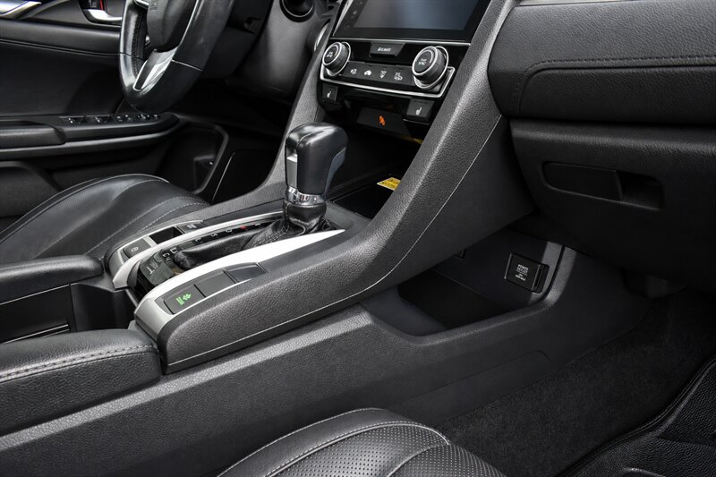 2016 Honda Civic Touring - Photo 11 - Edmonton, AB T5G 3E5