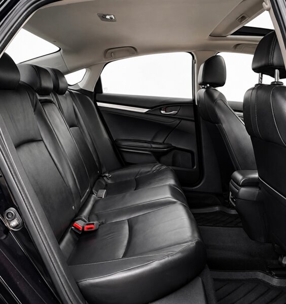 2016 Honda Civic Touring - Photo 17 - Edmonton, AB T5G 3E5