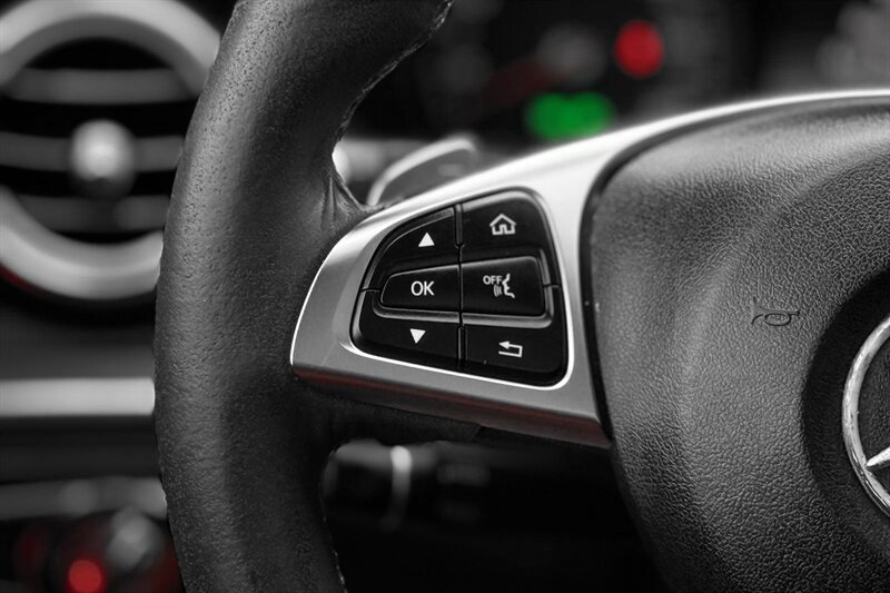 2016 Mercedes-Benz C 300 Sport 4MATIC   - Photo 15 - Edmonton, AB T6B 0B7