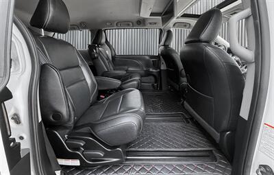 2016 Toyota Sienna SE Premium 8-Passenger   - Photo 9 - Edmonton, AB T6B 0B7