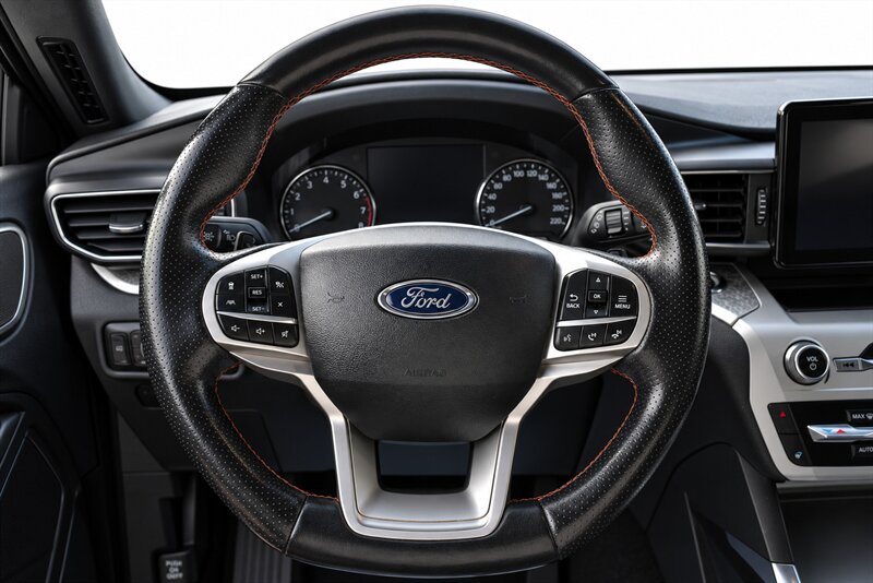 2022 Ford Explorer Timberline - Photo 7 - Edmonton, AB T5G 3E5