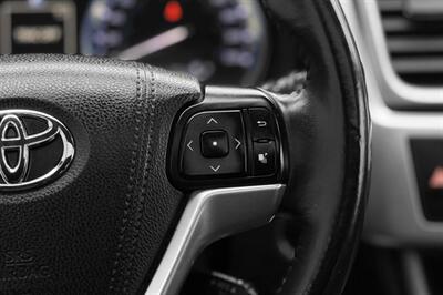 2015 Toyota Highlander XLE - Photo 18 - Edmonton, AB T6B 0B7