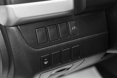 2015 Toyota Highlander XLE - Photo 12 - Edmonton, AB T6B 0B7