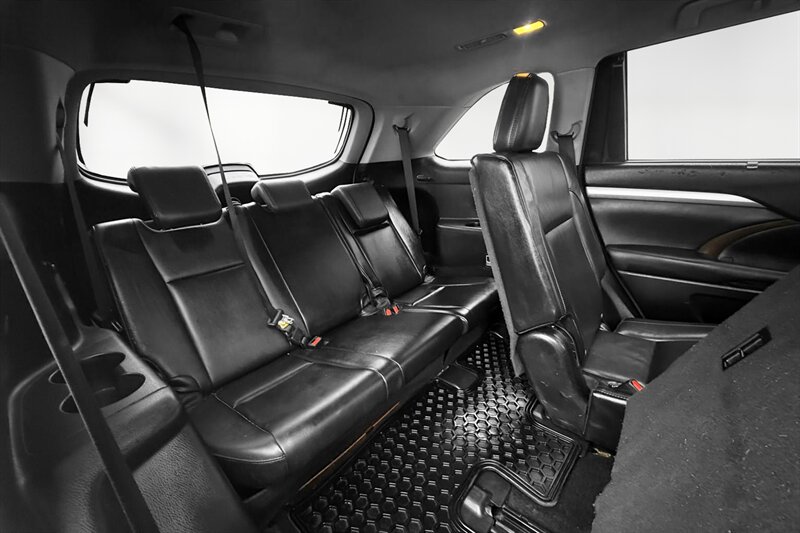 2015 Toyota Highlander XLE - Photo 28 - Edmonton, AB T6B 0B7