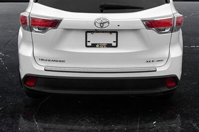 2015 Toyota Highlander XLE - Photo 5 - Edmonton, AB T6B 0B7