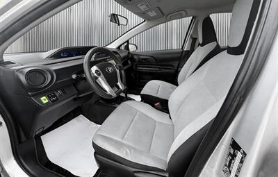 2015 Toyota Prius c   - Photo 7 - Edmonton, AB T6B 0B7