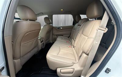 2016 Nissan Pathfinder SL V6   - Photo 8 - Edmonton, AB T6B 0B7