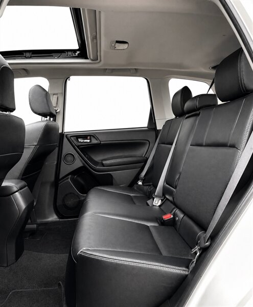 2015 Subaru Forester 2.0XT Limited Package - Photo 13 - Edmonton, AB T5G 3E5
