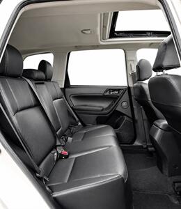 2015 Subaru Forester 2.0XT Limited Package - Photo 15 - Edmonton, AB T5G 3E5