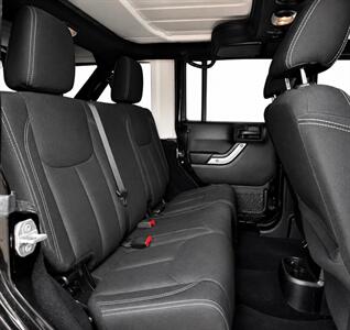 2015 Jeep Wrangler Unlimited Sahara   - Photo 15 - Edmonton, AB T5G 3E5
