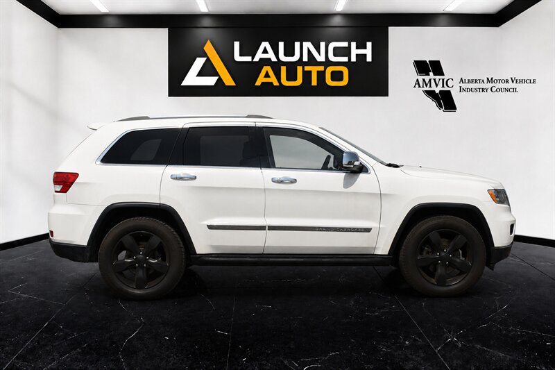 2012 Jeep Grand Cherokee Overland - Photo 4 - Edmonton, AB T5G 3E5