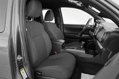 2017 Toyota Tacoma SR5 V6   - Photo 28 - Edmonton, AB T5G 3E5