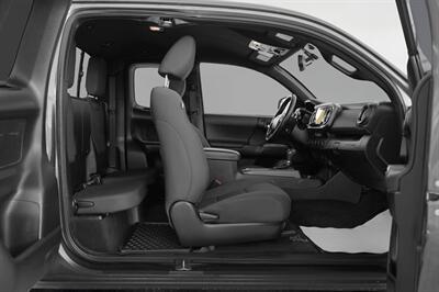 2017 Toyota Tacoma SR5 V6   - Photo 26 - Edmonton, AB T5G 3E5