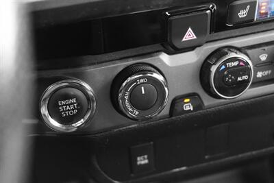 2017 Toyota Tacoma SR5 V6   - Photo 19 - Edmonton, AB T5G 3E5