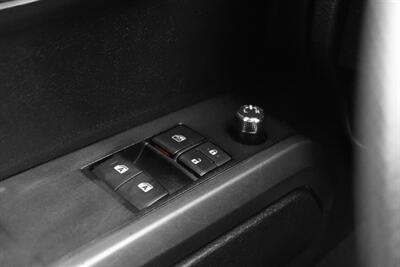 2017 Toyota Tacoma SR5 V6   - Photo 13 - Edmonton, AB T5G 3E5