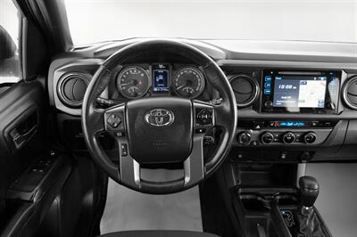 2017 Toyota Tacoma SR5 V6   - Photo 15 - Edmonton, AB T5G 3E5