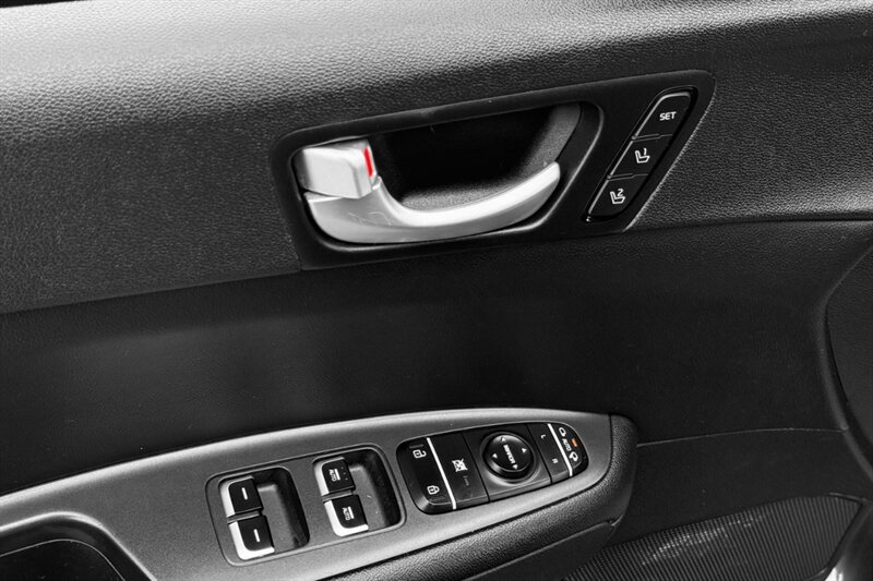 2017 Kia Optima LX - Photo 11 - Edmonton, AB T5G 3E5