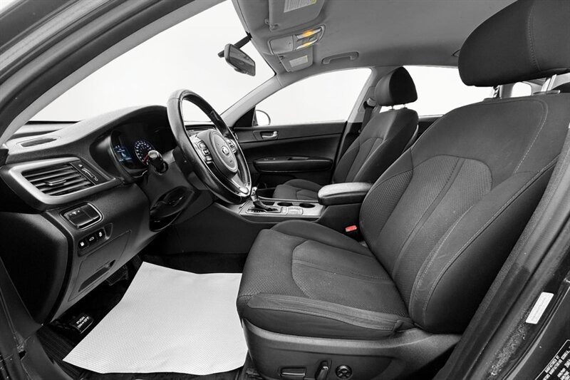 2017 Kia Optima LX - Photo 10 - Edmonton, AB T5G 3E5