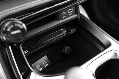 2025 Lexus NX 250 Signature   - Photo 21 - Edmonton, AB T5G 3E5