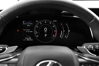 2025 Lexus NX 250 Signature   - Photo 15 - Edmonton, AB T5G 3E5
