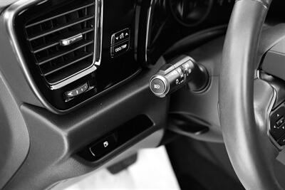 2025 Lexus NX 250 Signature   - Photo 12 - Edmonton, AB T5G 3E5