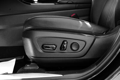 2025 Lexus NX 250 Signature   - Photo 10 - Edmonton, AB T5G 3E5