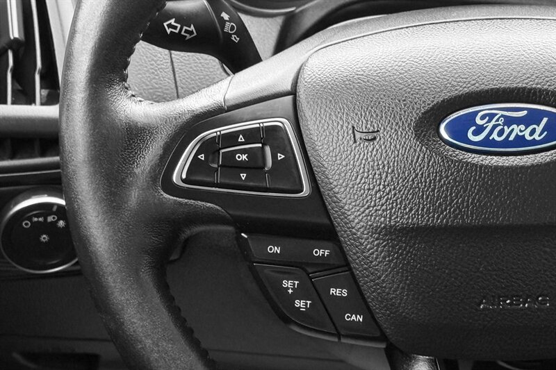 2017 Ford Focus SE - Photo 16 - Edmonton, AB T6B 0B7