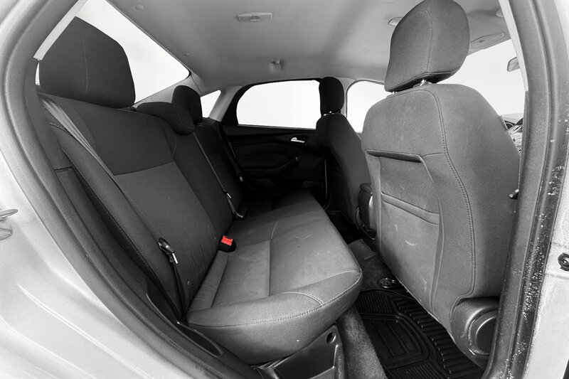 2017 Ford Focus SE - Photo 23 - Edmonton, AB T6B 0B7