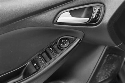 2017 Ford Focus SE - Photo 11 - Edmonton, AB T6B 0B7