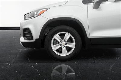 2020 Chevrolet Trax LT   - Photo 3 - Edmonton, AB T6B 0B7