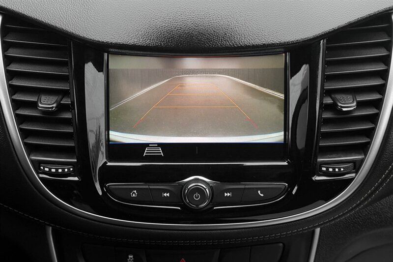 2020 Chevrolet Trax LT   - Photo 17 - Edmonton, AB T6B 0B7