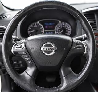 2014 Nissan Pathfinder Platinum - Photo 6 - Edmonton, AB T5G 3E5
