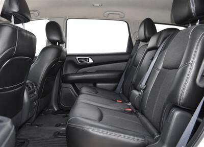 2014 Nissan Pathfinder Platinum - Photo 11 - Edmonton, AB T5G 3E5