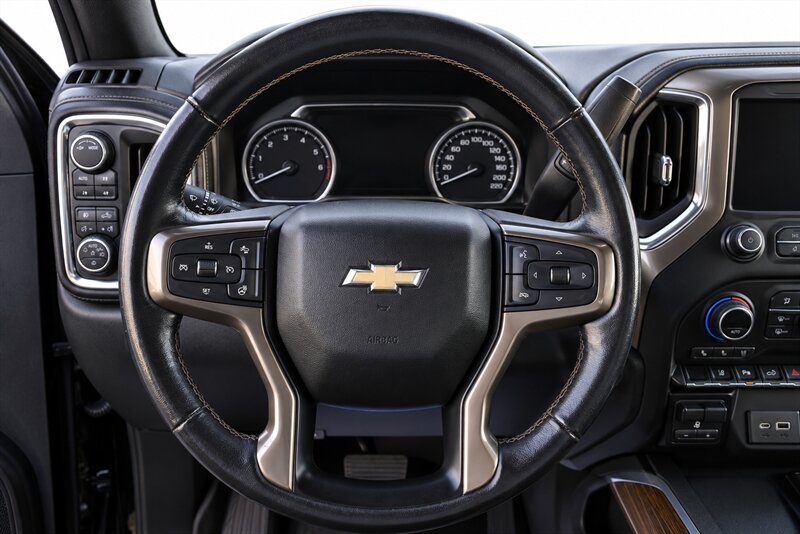 2020 Chevrolet Silverado 2500HD High Country - Photo 8 - Edmonton, AB T5G 3E5