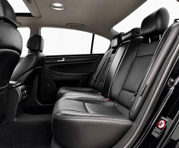 2013 Hyundai Genesis 5.0L R-Spec - Photo 12 - Edmonton, AB T5G 3E5