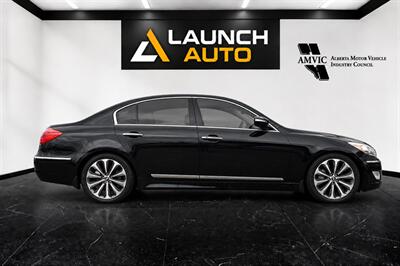 2013 Hyundai Genesis 5.0L R-Spec - Photo 4 - Edmonton, AB T5G 3E5