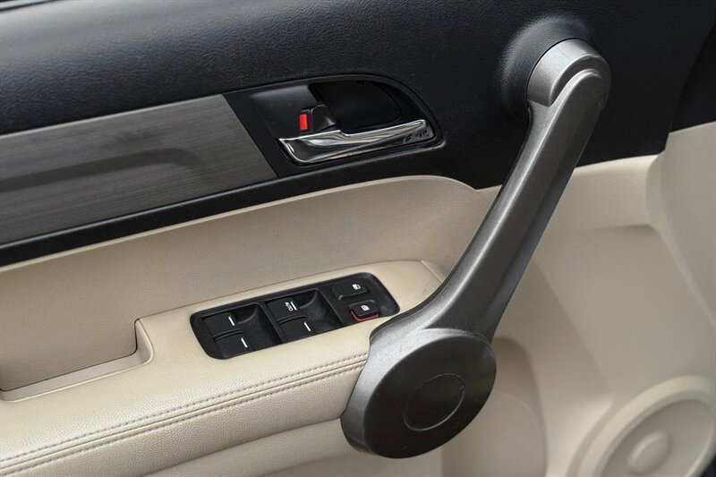 2009 Honda CR-V EX-L - Photo 11 - Edmonton, AB T6B 0B7