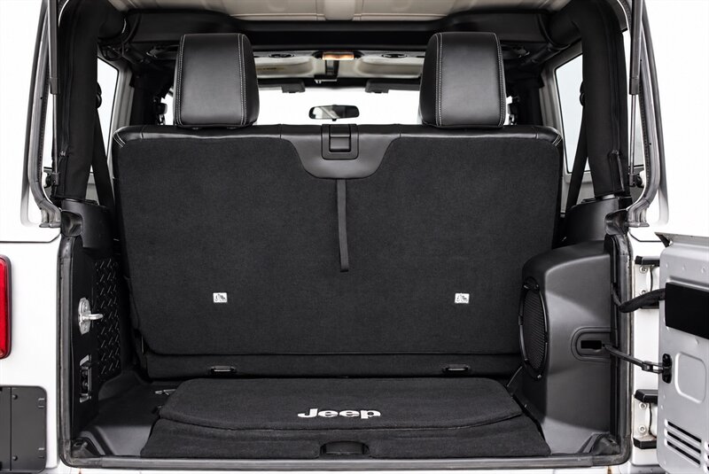 2012 Jeep Wrangler Arctic - Photo 14 - Edmonton, AB T5G 3E5