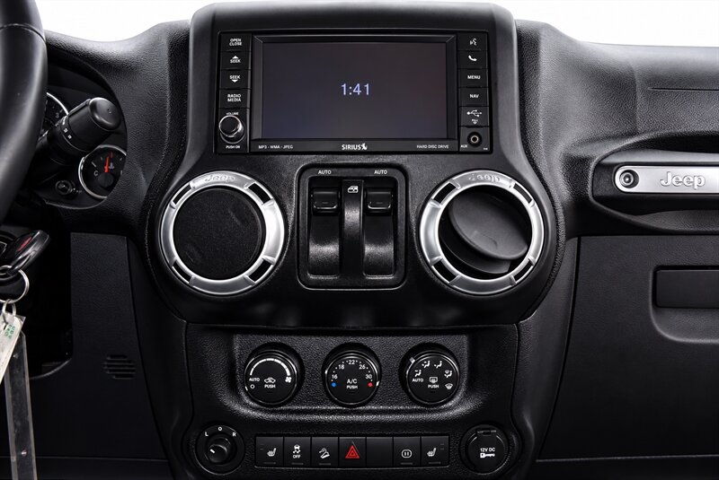 2012 Jeep Wrangler Arctic - Photo 10 - Edmonton, AB T5G 3E5