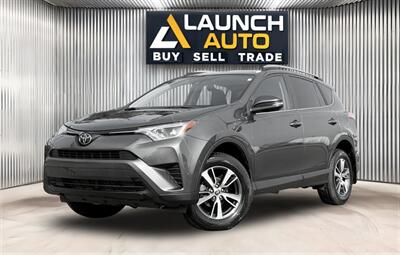 2018 Toyota RAV4 LE   - Photo 1 - Edmonton, AB T6B 0B7